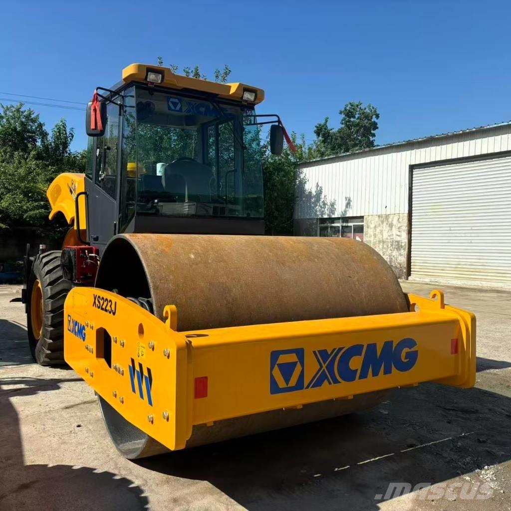 XCMG XS223J Ťahačové valce
