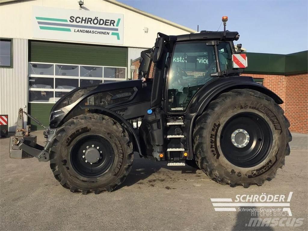 Valtra Q 305 Traktory