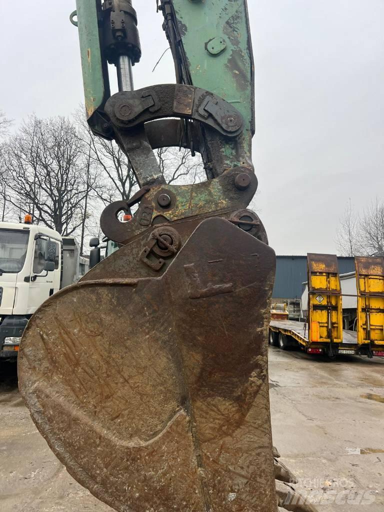 Liebherr 934 Pásové rýpadlá
