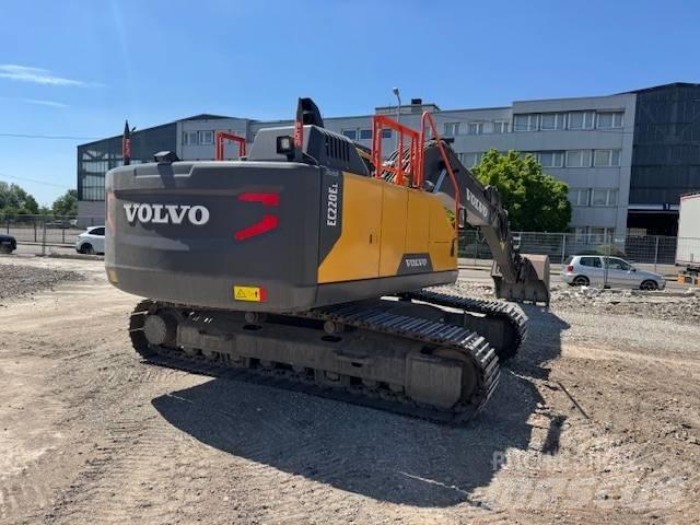 Volvo EC220EL Pásové rýpadlá