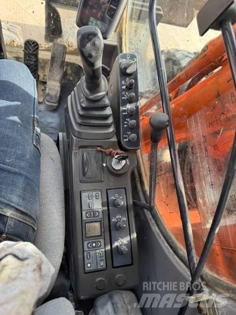 Hitachi ZX 160 W Kolesové rýpadlá