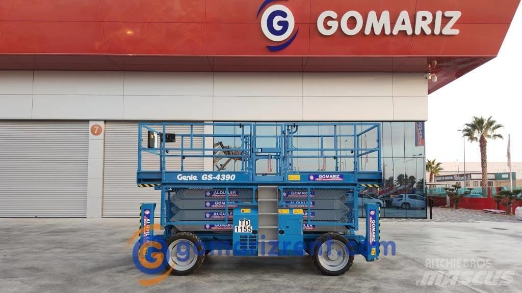 Genie GS 4390 Nožnicové zdvíhacie plošiny