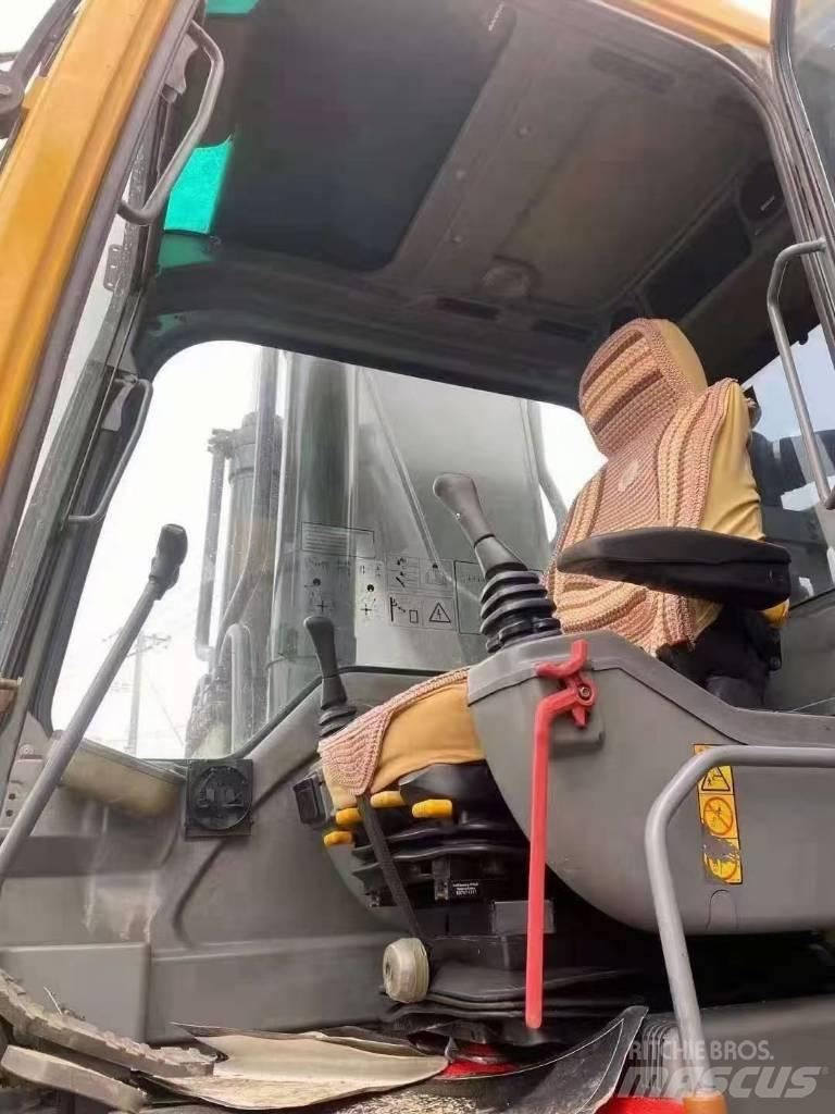 Volvo 360BLC Pásové rýpadlá