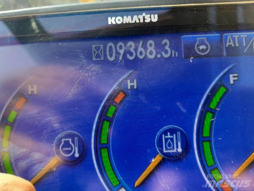 Komatsu PC210LCi-10 Pásové rýpadlá