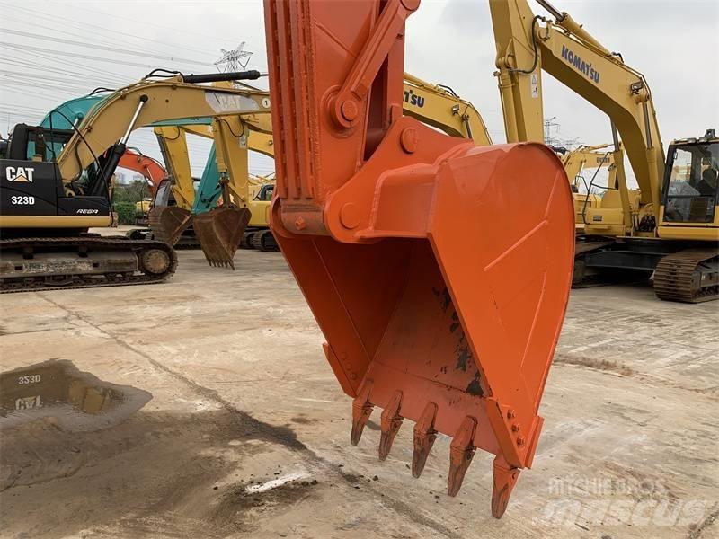 Doosan DX300 Pásové rýpadlá