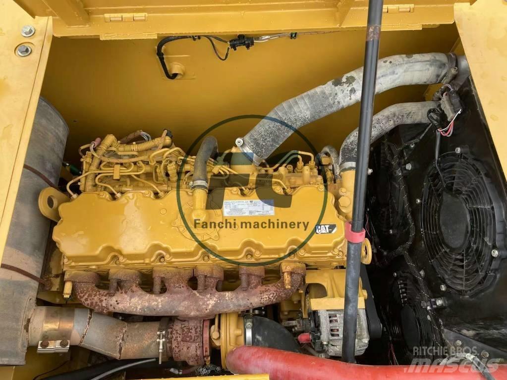 CAT 320 Pásové rýpadlá