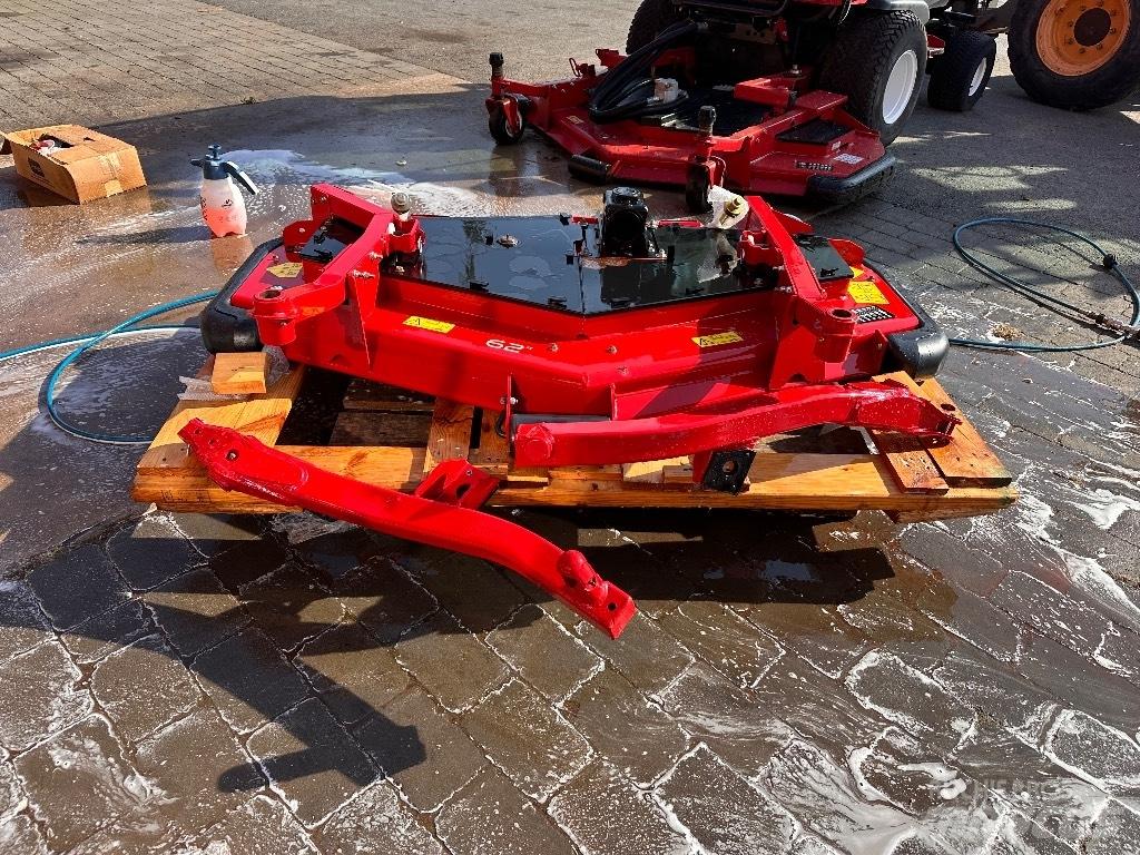 Toro 3280 Samochodné kosačky