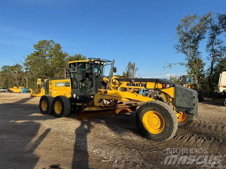 Komatsu GD 655-6 Grejdery