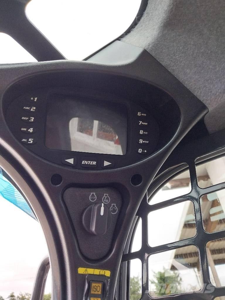 Bobcat T 450 Pásové nakladače