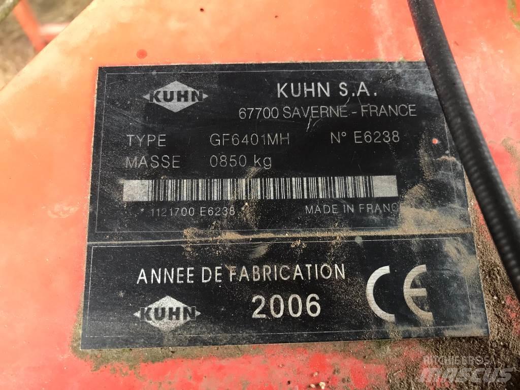 Kuhn GF 6401 MH Obracače a zhrabovače sena