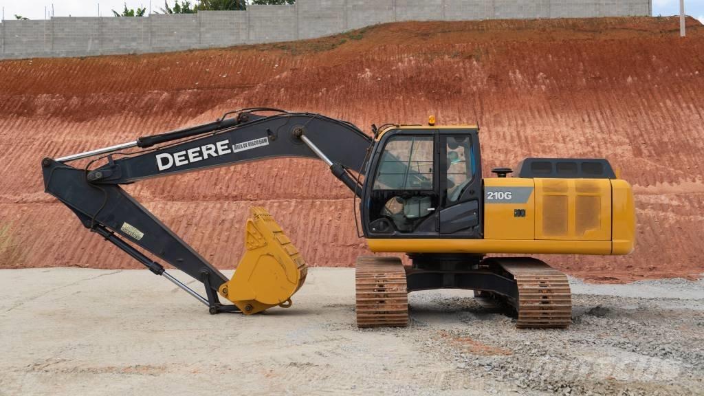 John Deere 210 G Pásové rýpadlá