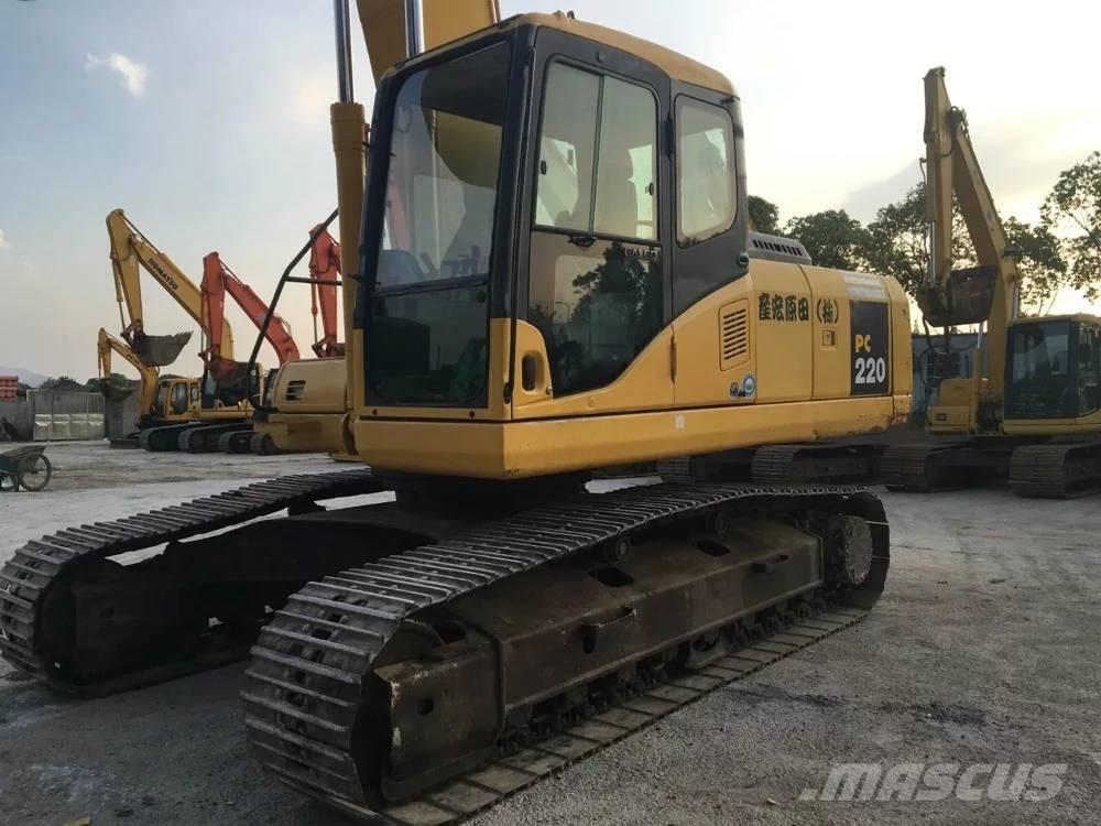 Komatsu pc220-7 Pásové rýpadlá