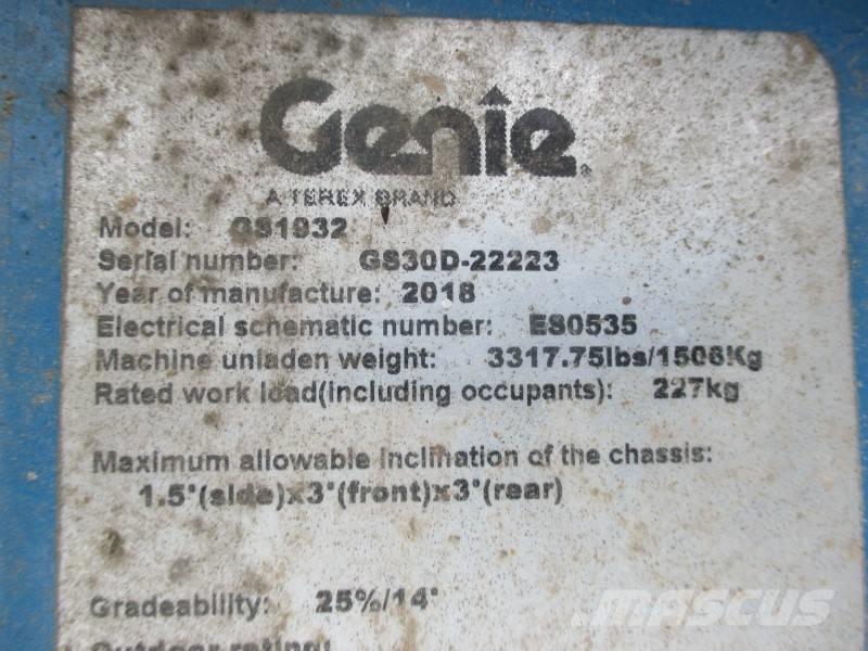 Genie GS 1932 Nožnicové zdvíhacie plošiny