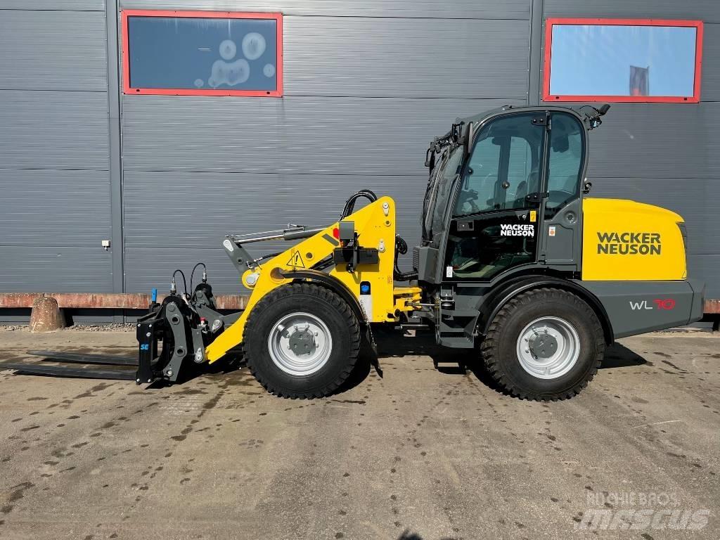 Wacker Neuson WL 70 Kolesové nakladače