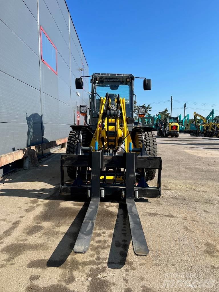 Wacker Neuson WL 70 Kolesové nakladače