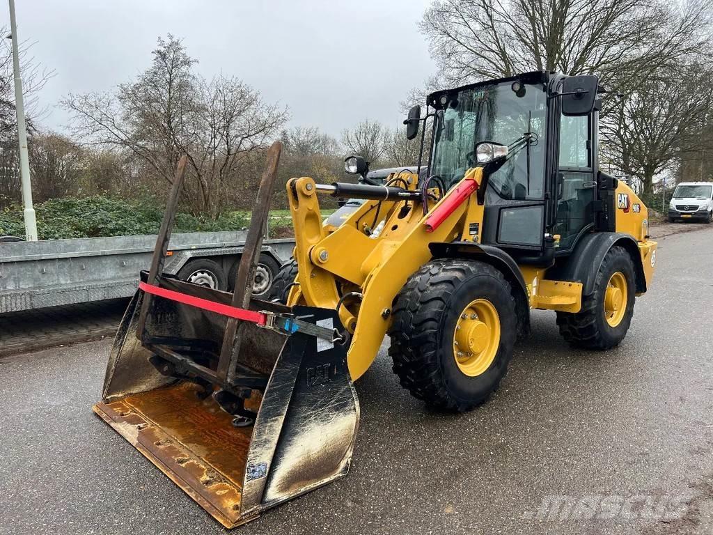 CAT 906 Next Gen Kolesové nakladače