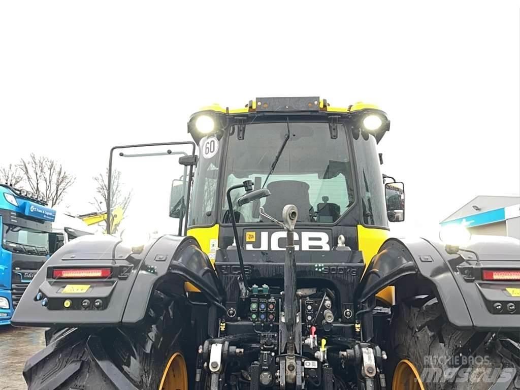 JCB Fastrac 4220 Traktory