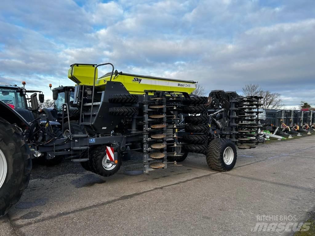  SKY MAXIDRILL Mechanické sejačky