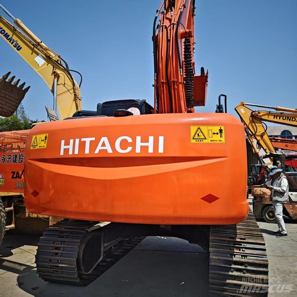 Hitachi ZX 210 Pásové rýpadlá