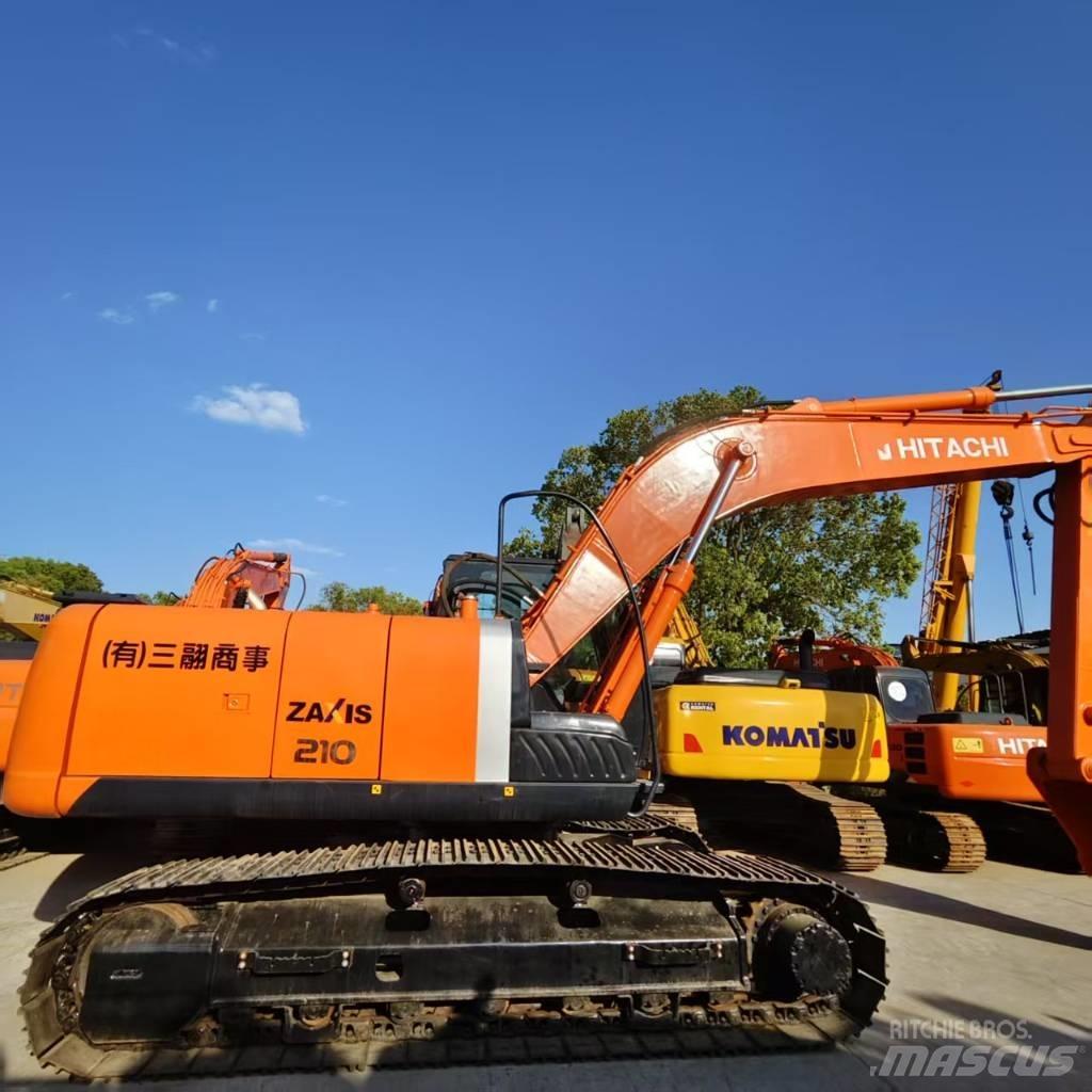 Hitachi ZX 210 Pásové rýpadlá