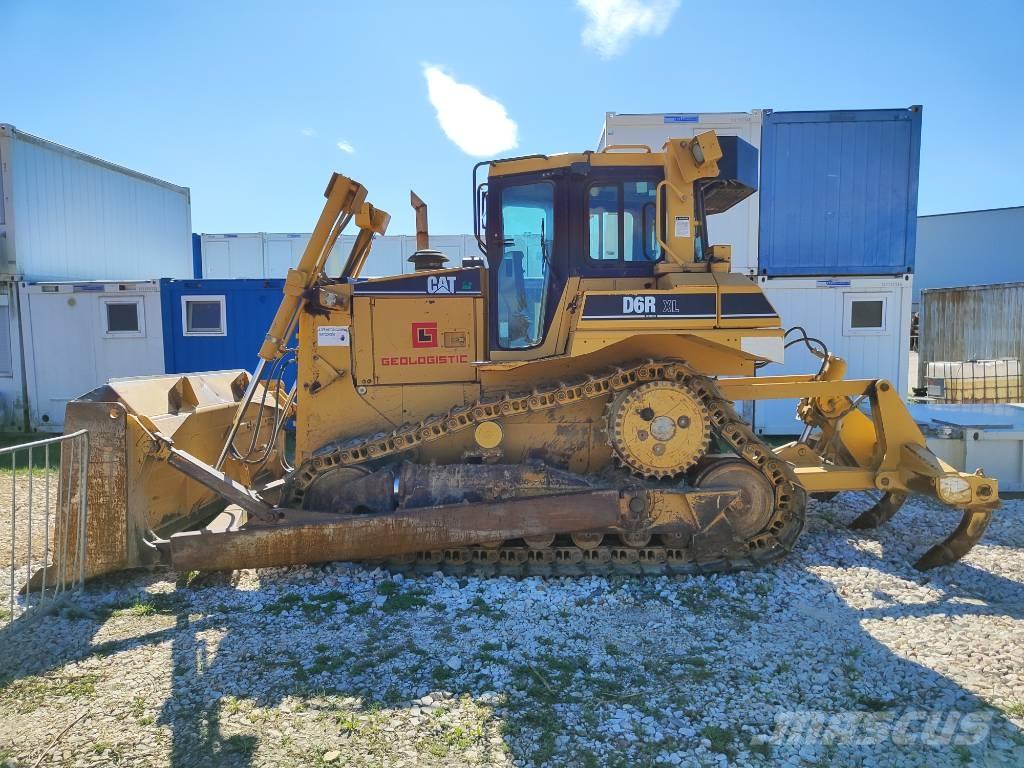 CAT D 6 R XL Pásové dozéry