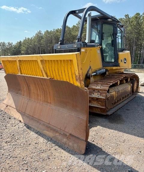 John Deere 850 J Pásové dozéry