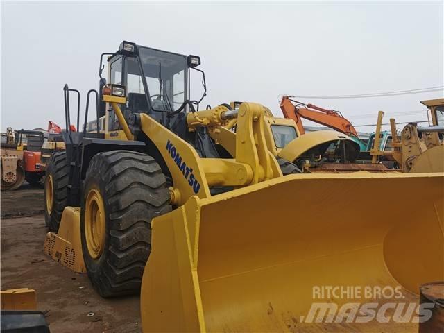 Komatsu WA470 Kolesové nakladače
