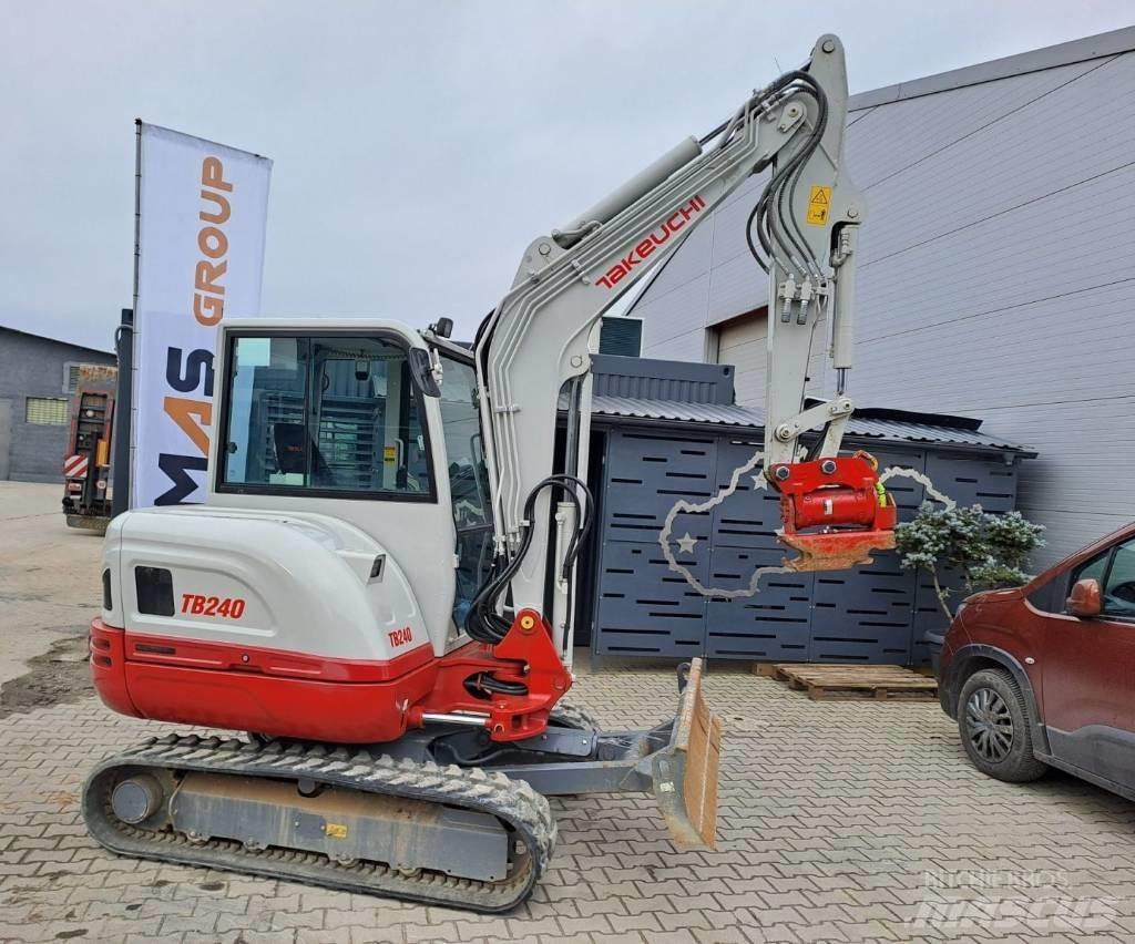 Takeuchi TB 240 Mini rýpadlá < 7t