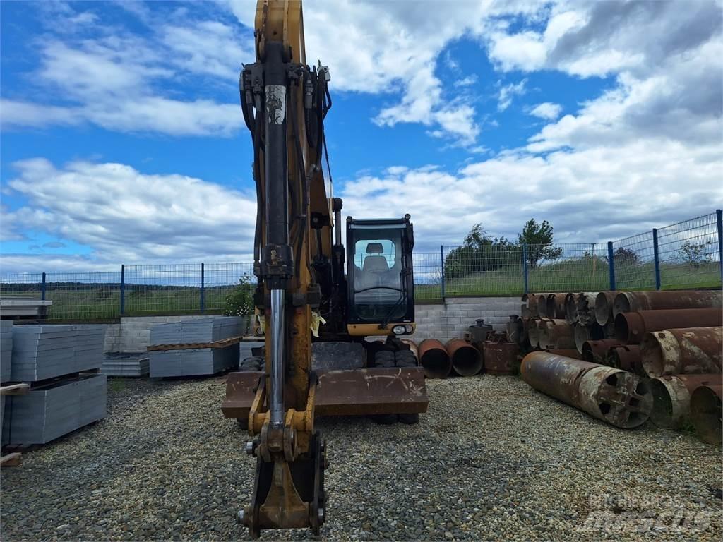 CAT M318D 4X4 Stavebníctvo - ostatné