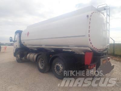 Volvo FM 7 6X2 Cisternové nákladné vozidlá