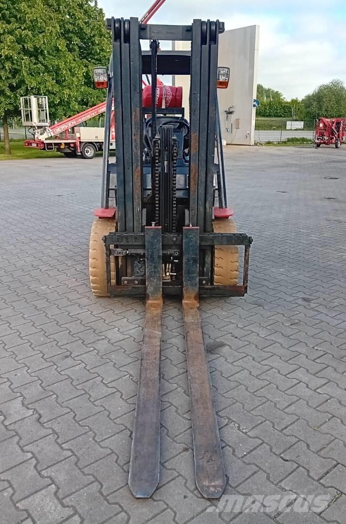 Manitou MI 30 G LPG vozíky