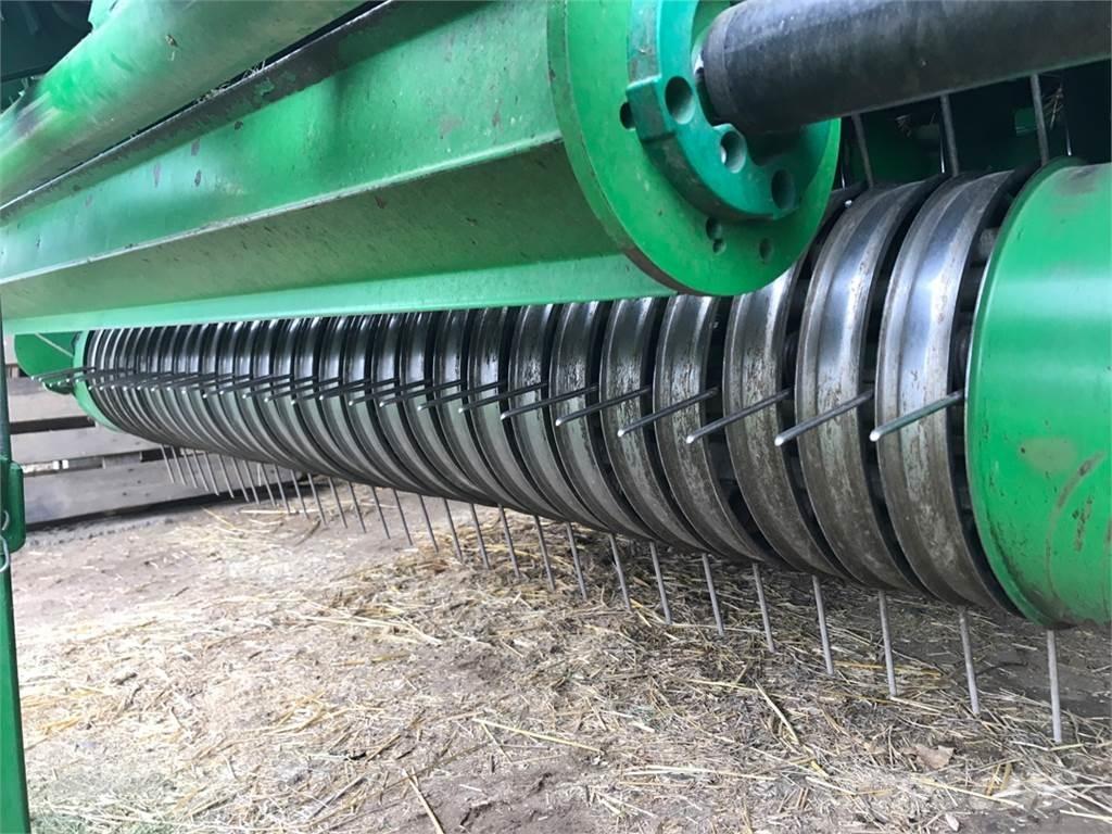 John Deere 990 Lisy na okrúhle balíky