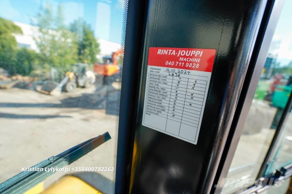 JCB 437HT Kolesové nakladače