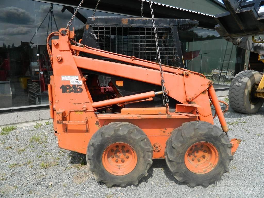 CASE 1845 Šmykom riadené nakladače