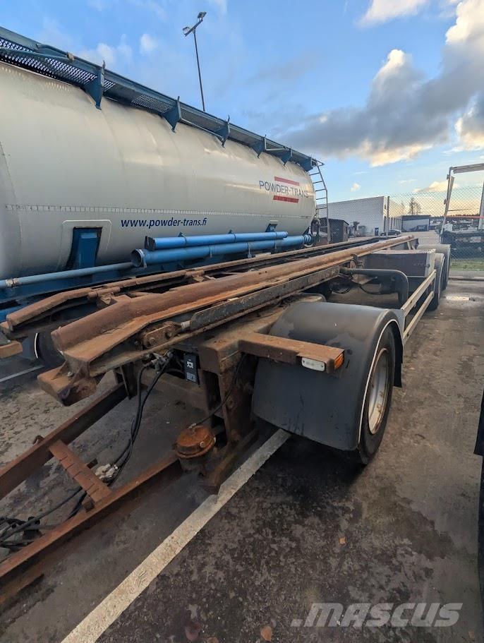 AM VKP-1+2-30 Demontovateľné prívesy