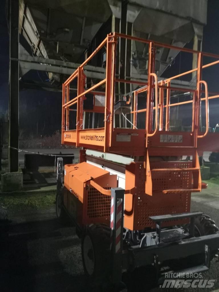 Snorkel S 3370 RT Nožnicové zdvíhacie plošiny
