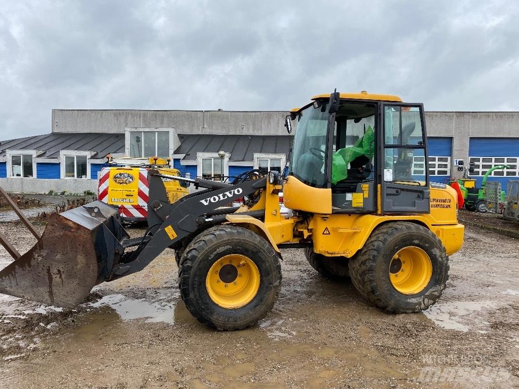 Volvo L 35 G Kolesové nakladače