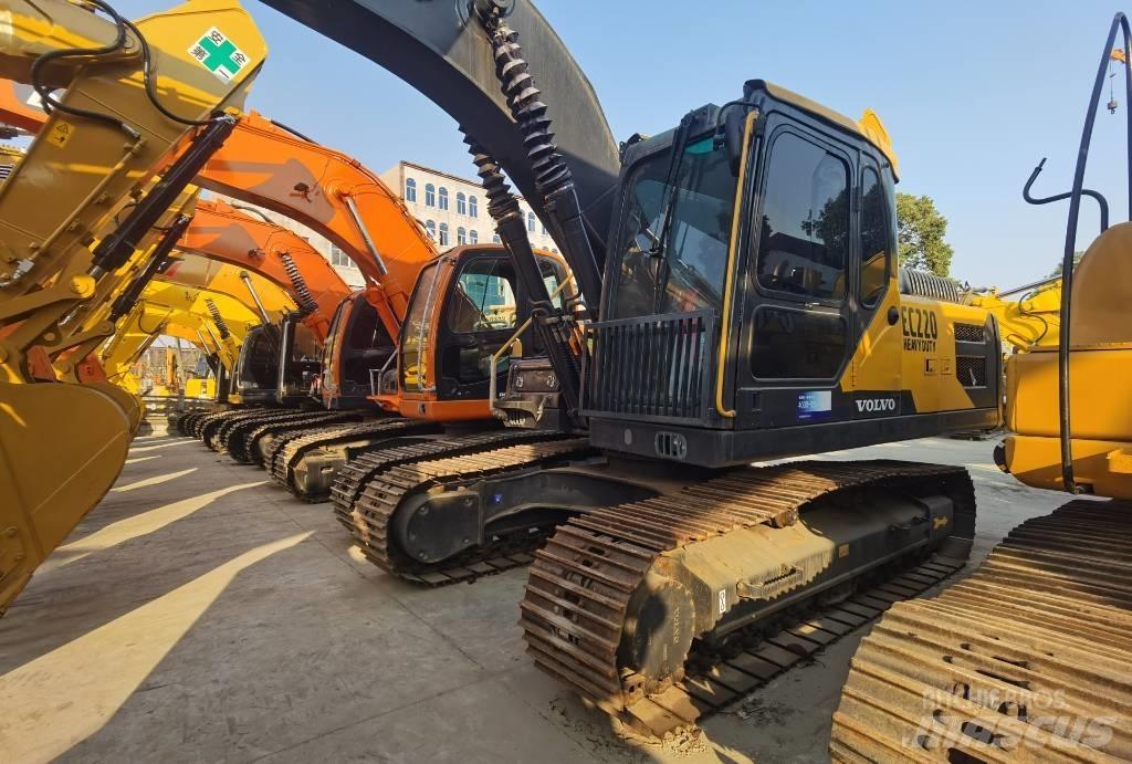 Volvo EC 220 Pásové rýpadlá