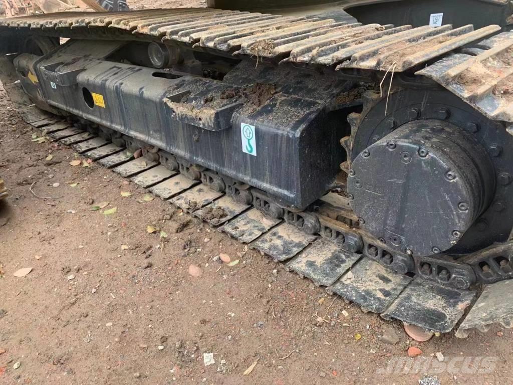 Komatsu PC 120 Pásové rýpadlá
