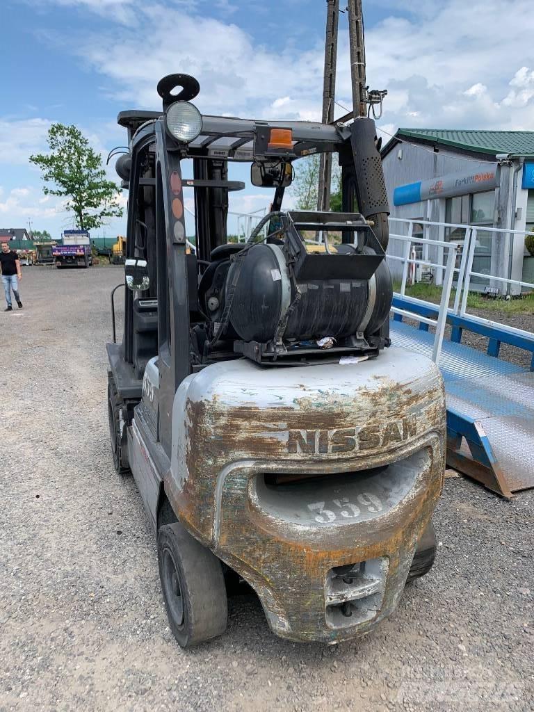 Nissan UG1D2A32LQ LPG vozíky
