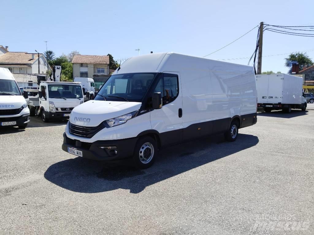 Iveco DAILY 35S18 Skriňová nadstavba