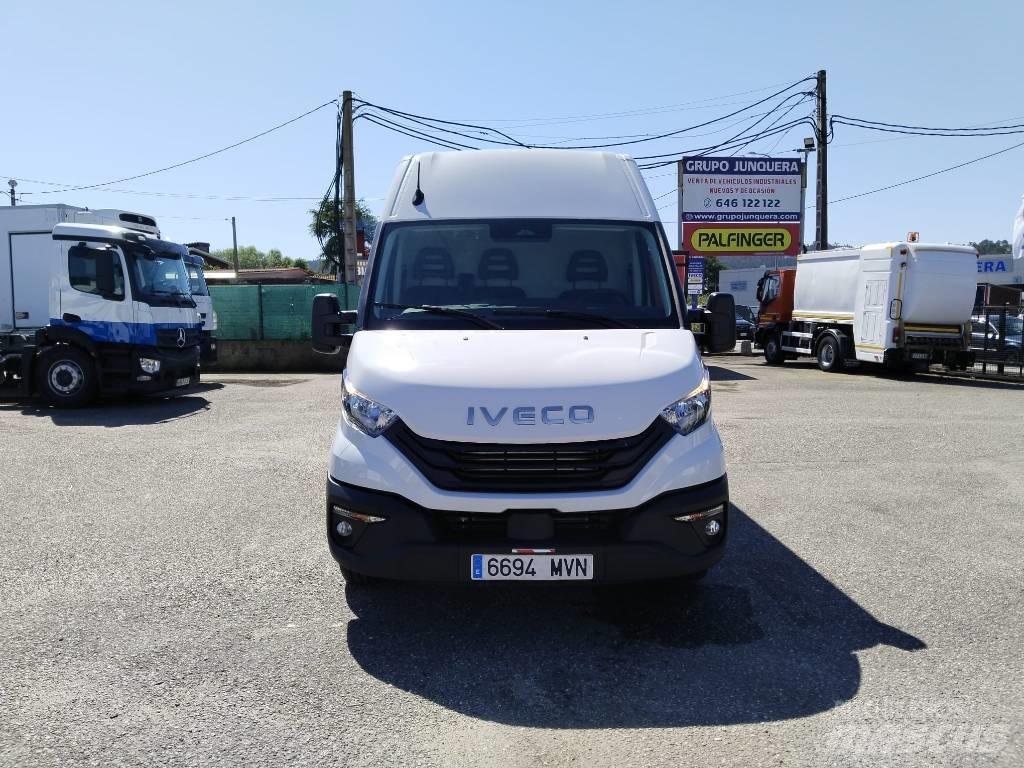 Iveco DAILY 35S18 Skriňová nadstavba