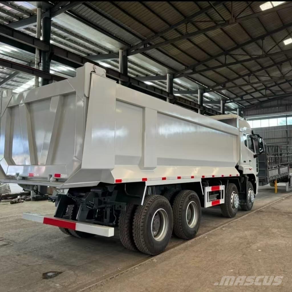 Howo 371 8x4 Sklápače