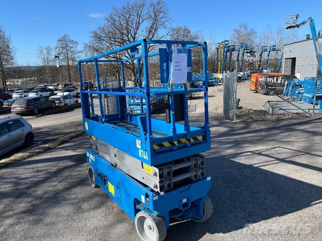 Genie GS 2032 Nožnicové zdvíhacie plošiny