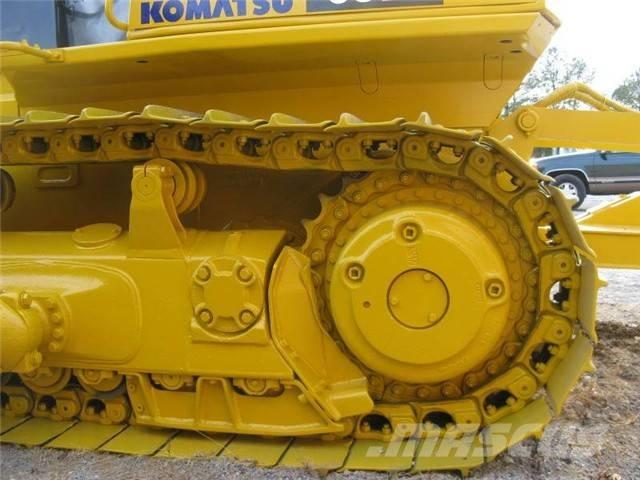 Komatsu D 65 EX Pásové dozéry