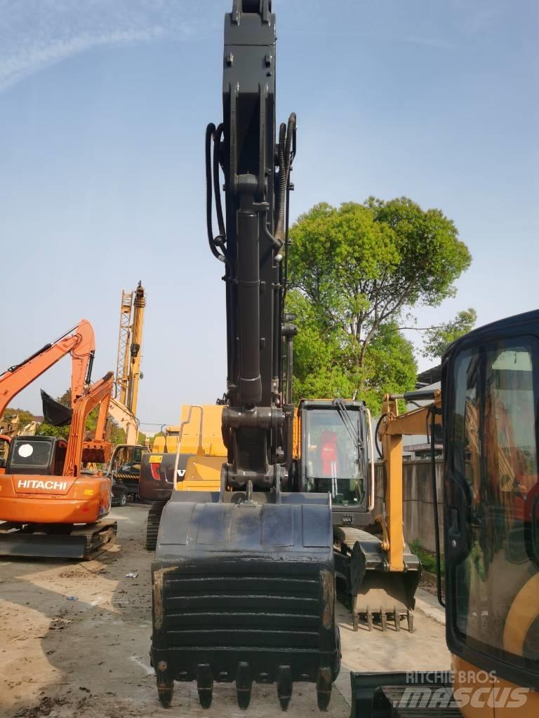 Volvo EC 250 D L Pásové rýpadlá