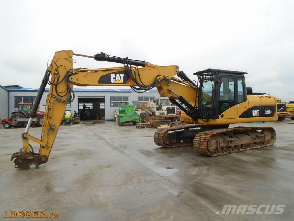CAT 323 D Pásové rýpadlá