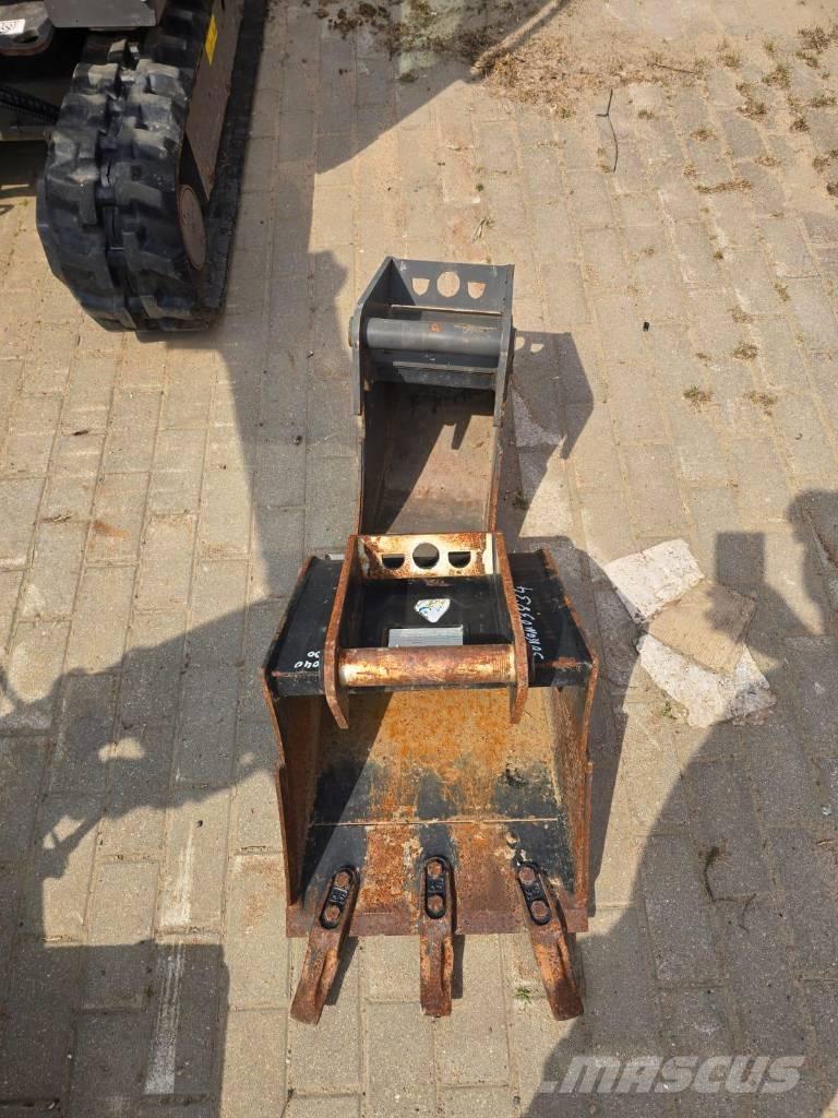 Volvo EC 18 E Mini rýpadlá < 7t