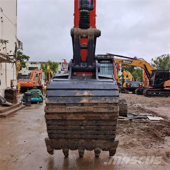 Doosan DX 340 LC Pásové rýpadlá