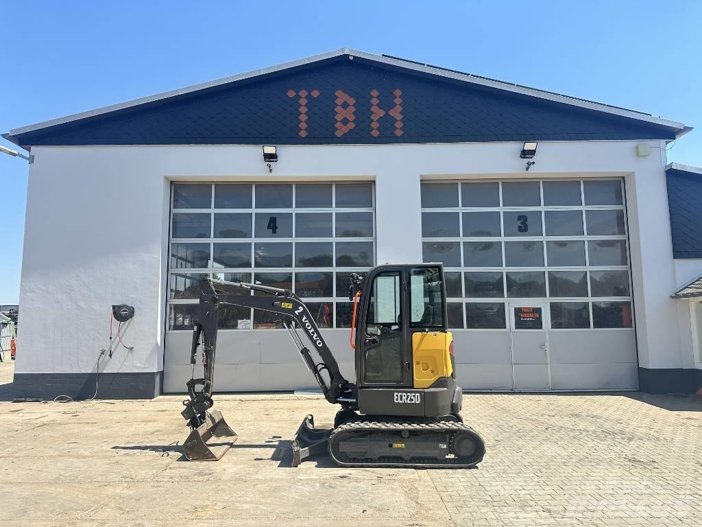 Volvo ECR 25 D Mini rýpadlá < 7t